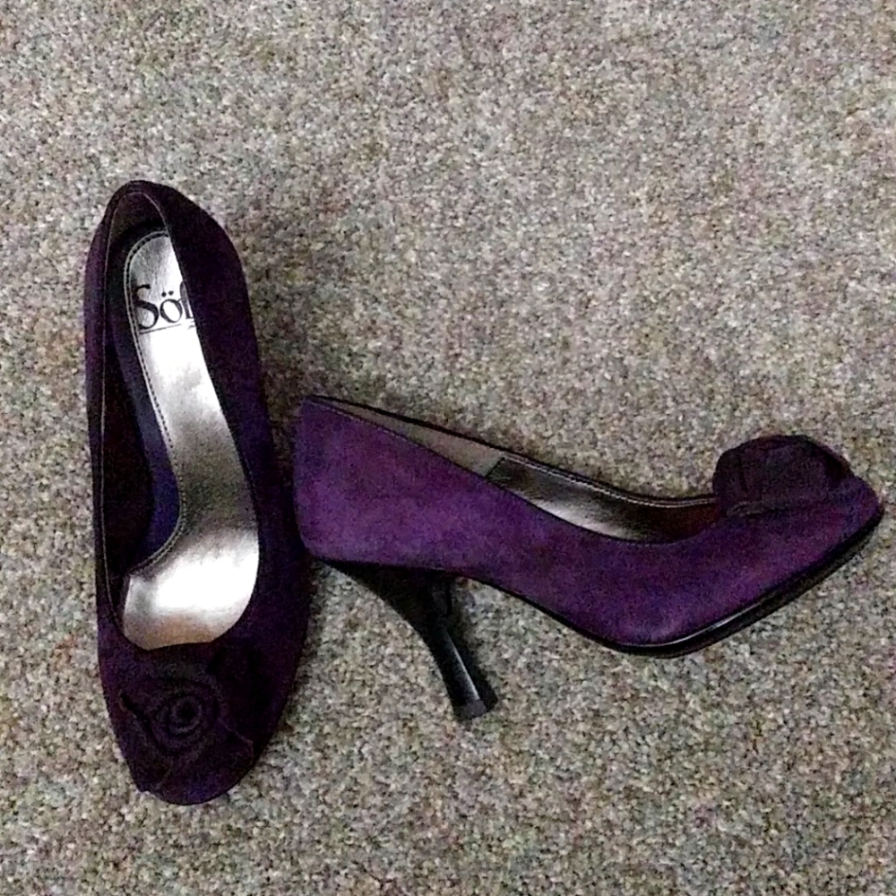 Sofft heals size 6